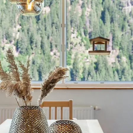 Maierhof 341 * 湖城